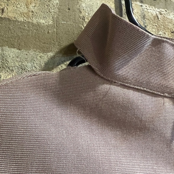 Stunning Dusty Mauve Deep V Bandage Dress - Akira (Size Large) - NWT, Minor Flaw - Picture 5 of 6